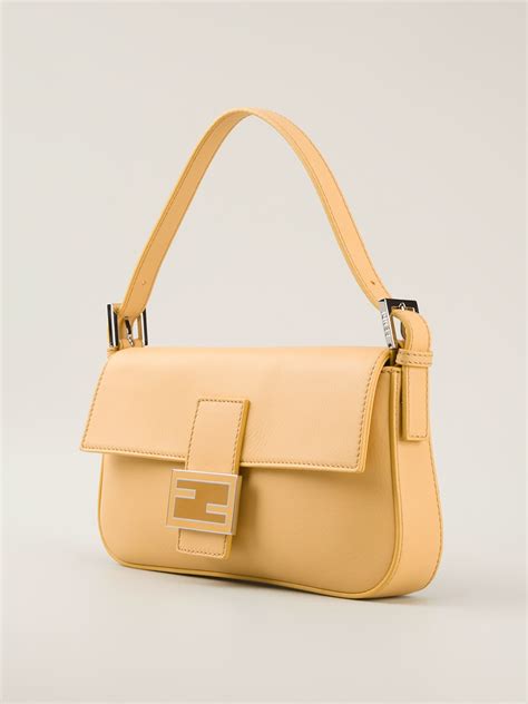 fendi baguette shoulder bag